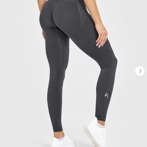 High-Rise Charcoal Performance Leggings - Women